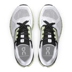 ON RUNNING CLOUD STRATUS WHITE ET BLACK Chaussures De Running -On Running 4 25558 67 ON RUNNING CLOUD STRATUS WHITE ET BLACK Chaussures de running