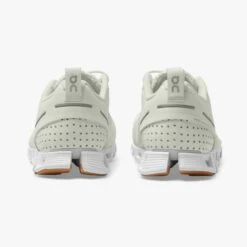 ON RUNNING CLOUDTERRY BLANCHE Chaussures De Voyage -On Running 6 25706 50 ON RUNNING CLOUDTERRY BLANCHE Chaussures de voyage