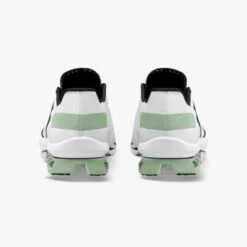 ON RUNNING CLOUDBOOM ECHO Chaussures Avec Plaque Carbone 9 ON RUNNING CLOUDBOOM ECHO Chaussures Avec Plaque Carbone -On Running 6 26113 54 ON RUNNING CLOUDBOOM ECHO Chaussures avec plaque carbone